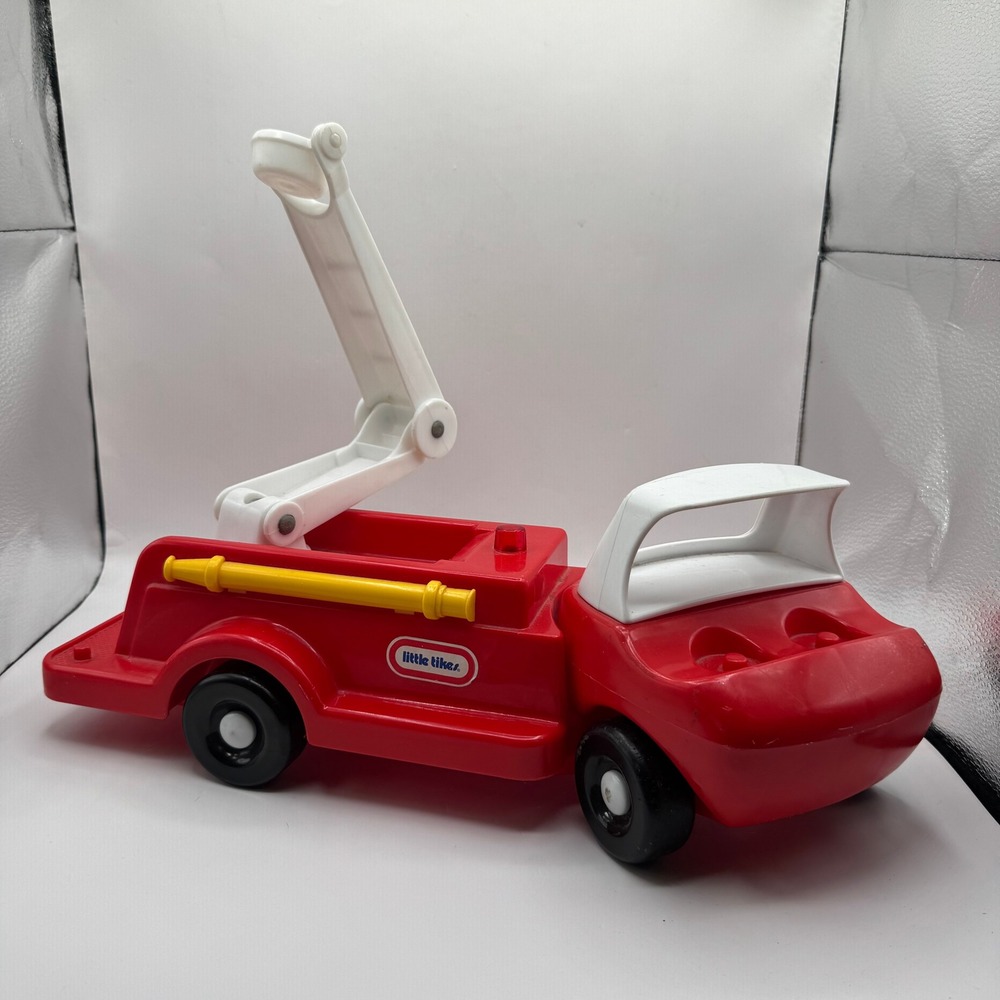 Little Tikes Fire Truck Toy Toddler Large Red Vintage Rotating Ladder 0671-01